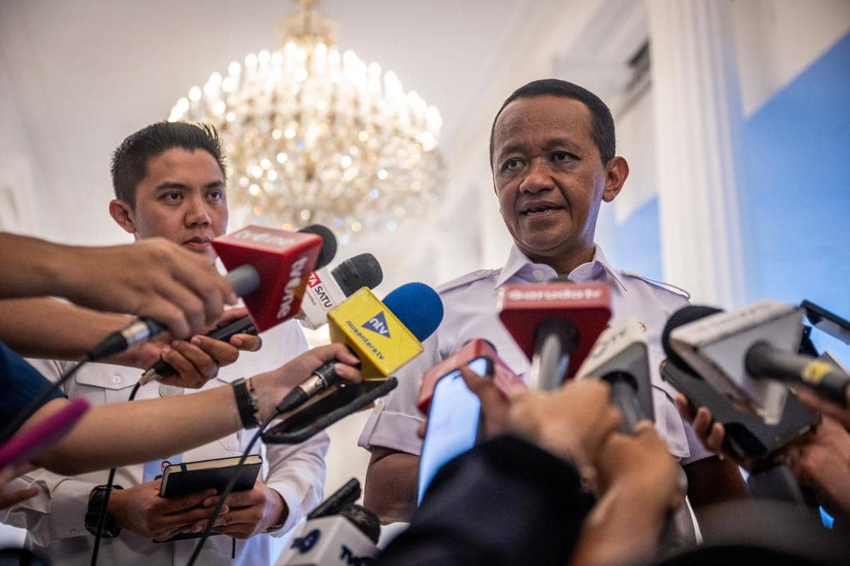 antarafoto-menteri-esdm-laporkan-hasil-pertemuan-dengan-pemerintah-rusia-1776391444.jpg