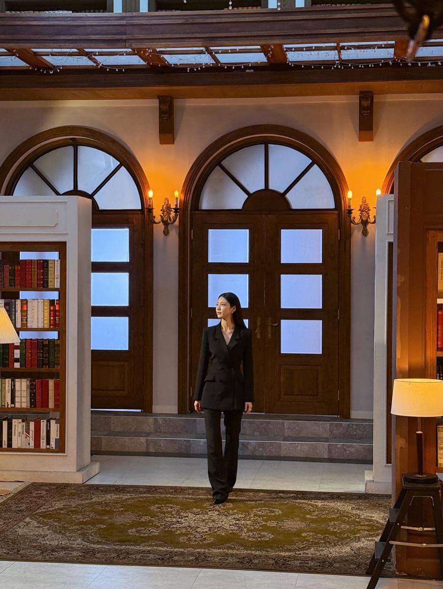 ootd pemain drakor Perfect Crown