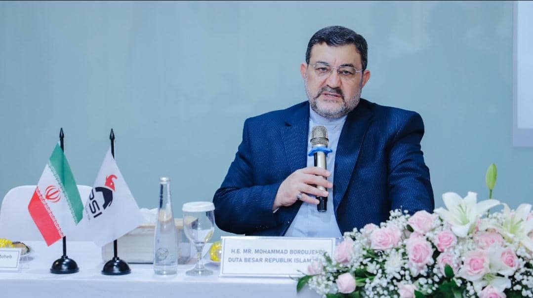 Kaesang Pangarep, Mohammed Boroujerdi