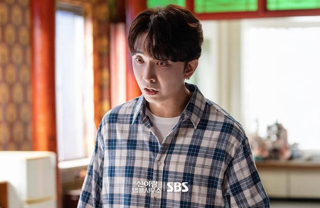 Still Cut Jeon Sang Ho di Phantom Lawyer 