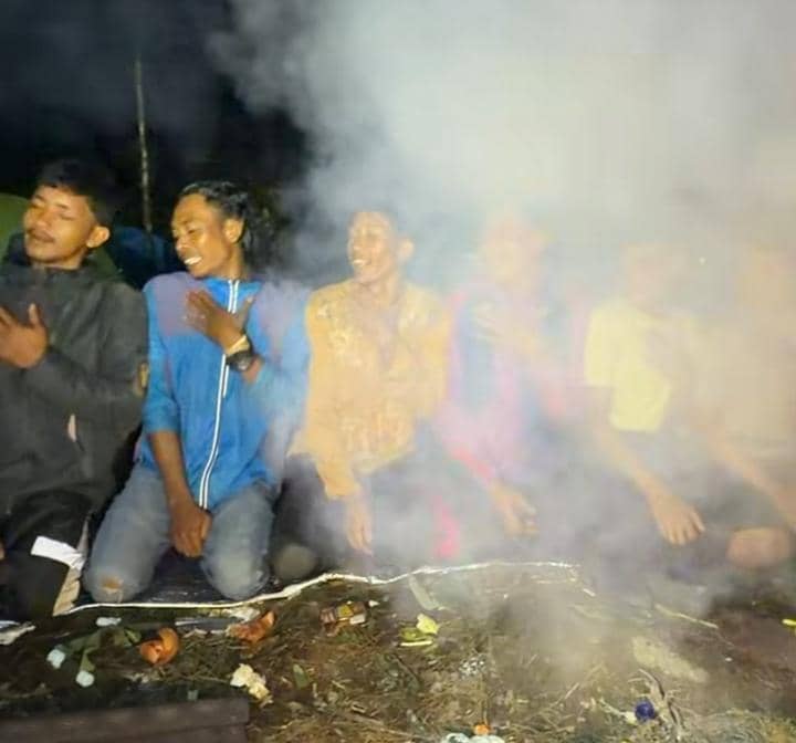 Wendy Walters mendaki Gunung Leuser