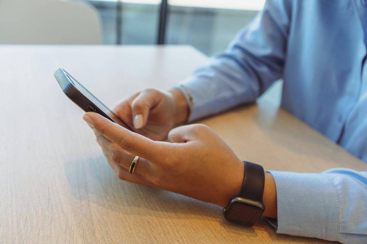 ilustrasi membuka tabungan secara online