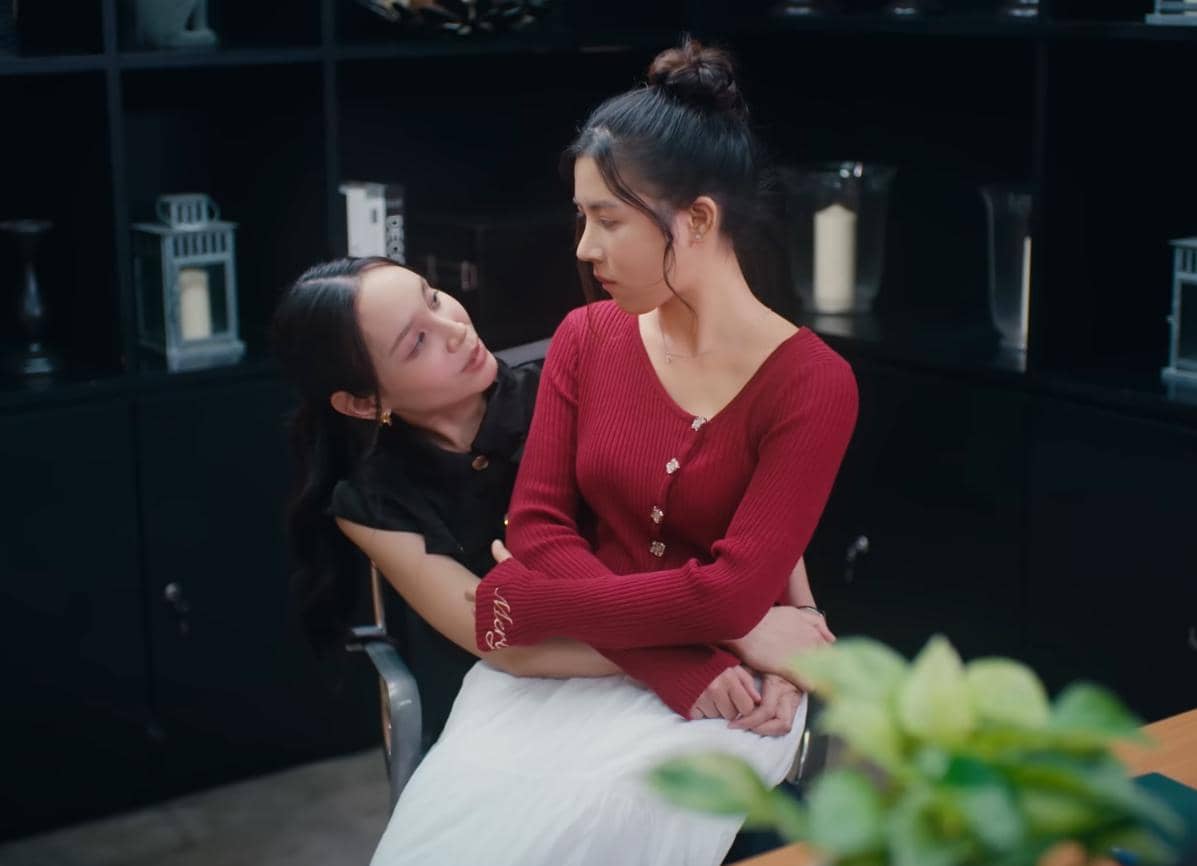 cuplikan drama Built in Love