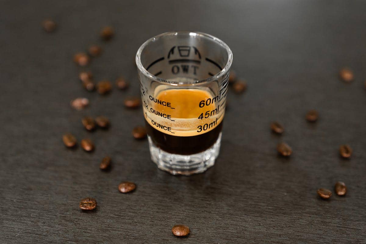 1 Shot Espresso Itu Berapa ml? Cek Takaran Standar dan Kafeinnya!