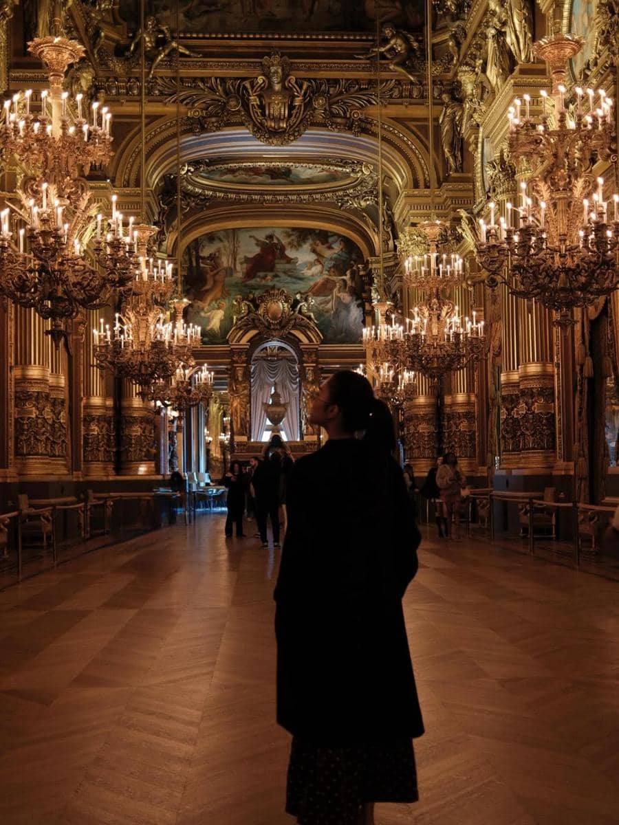 Azizah Salsha ke Palais Garnier di Paris