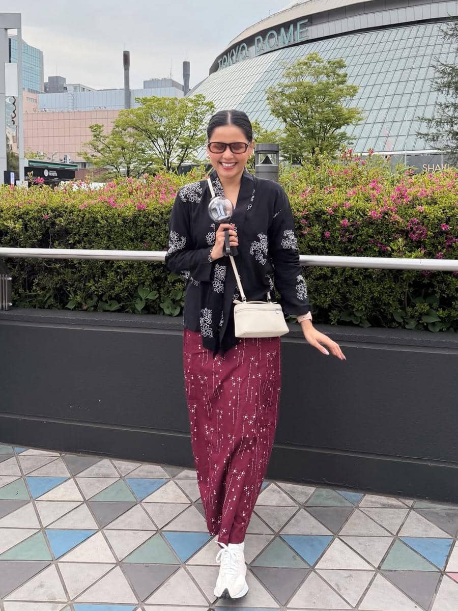 Yunita Siregar nonton konser BTS di Jepang