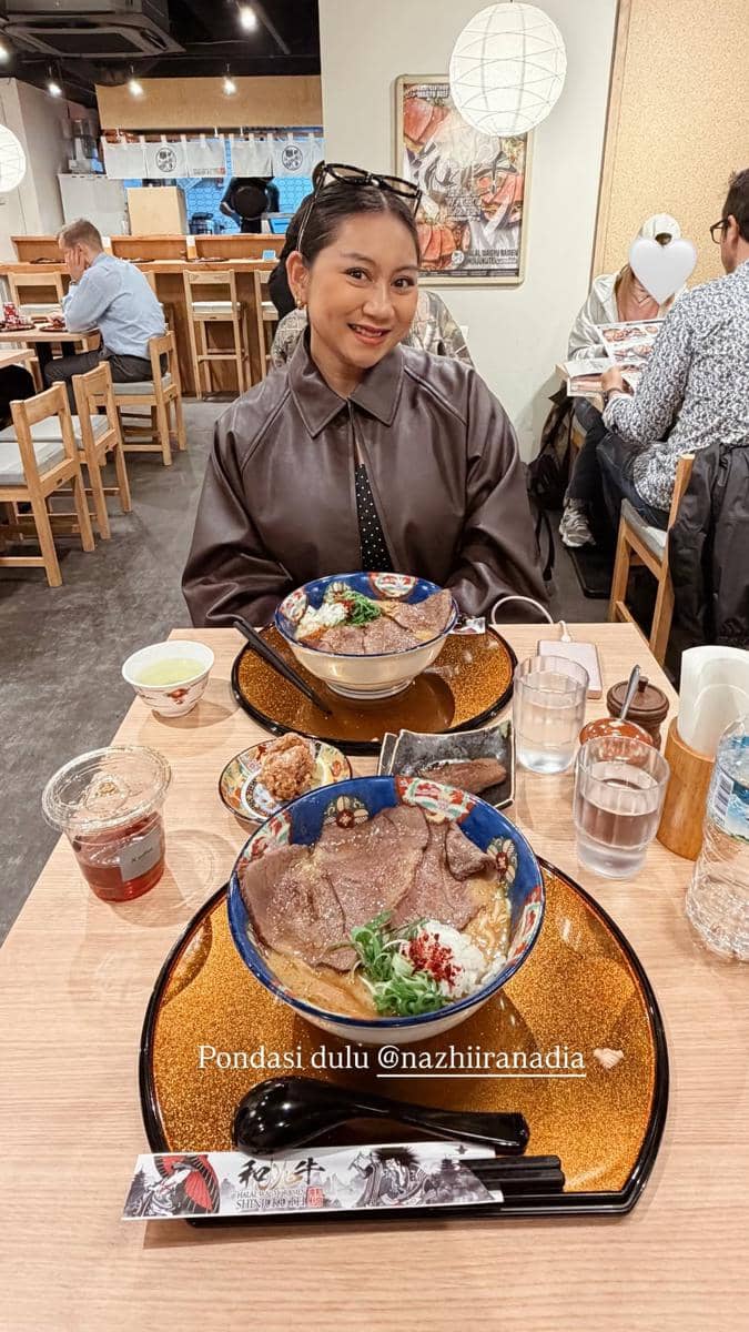 Yunita Siregar nonton konser BTS di Jepang