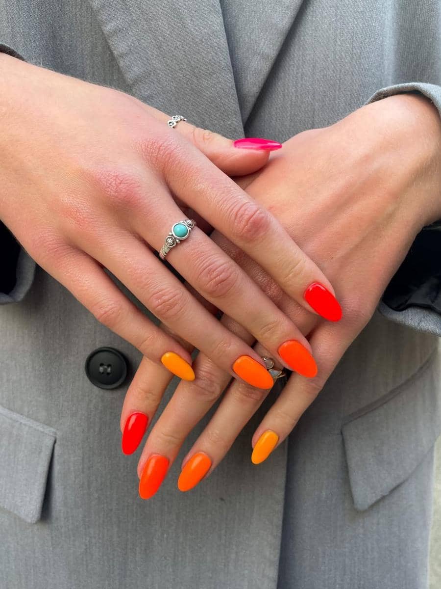 Inspirasi nail art "Aperol Spritz"