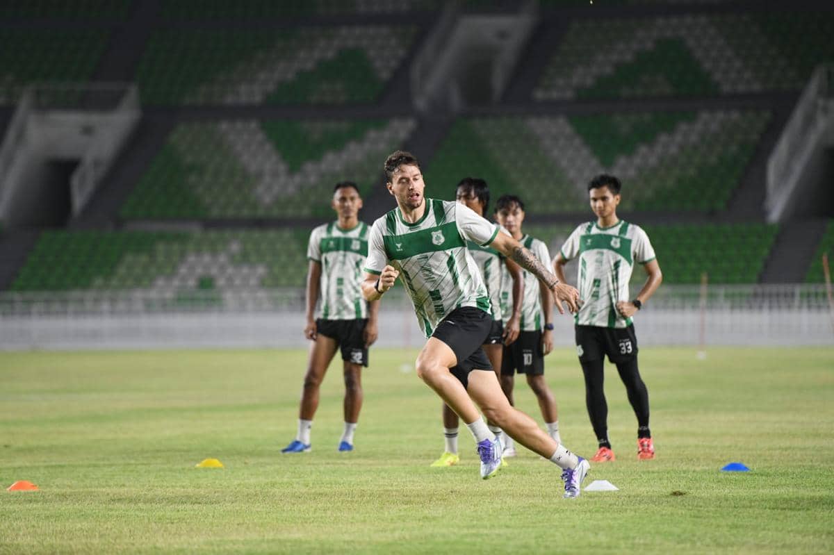 Felipe Cadenazzi berlatih jelang laga PSMS kontra Sriwijaya FC di Stadion Utama Sumut (dok.PSMS)