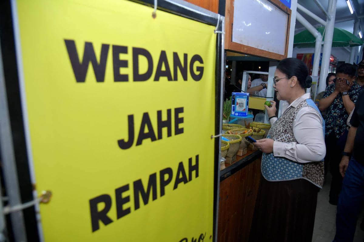 Bodjong Night Market Jadi Destinasi Kuliner Malam Terbaru di Semarang
