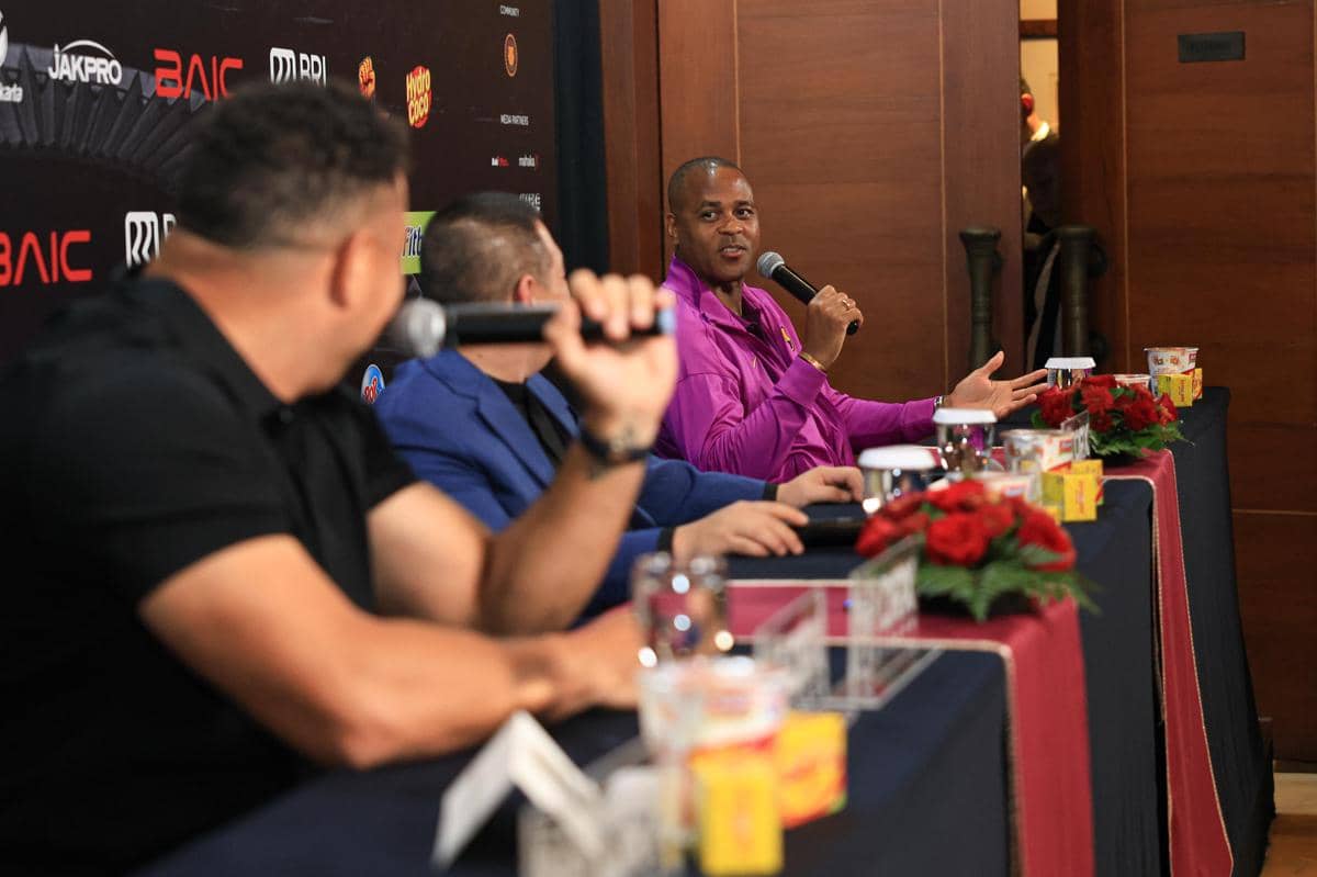 Patrick Kluivert siap warnai Clash of Legends 2026