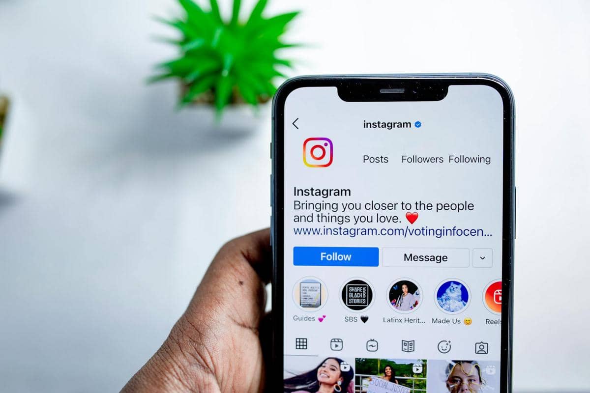 Instagram Hapus Enkripsi Pesan, Privasi Pengguna Terancam?