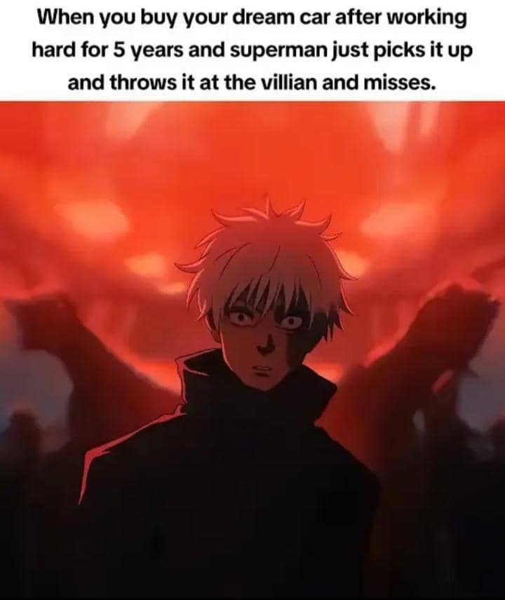 Karakter anime berambut putih dengan ekspresi terkejut berdiri di latar belakang merah menyala yang tampak seperti adegan pertempuran.