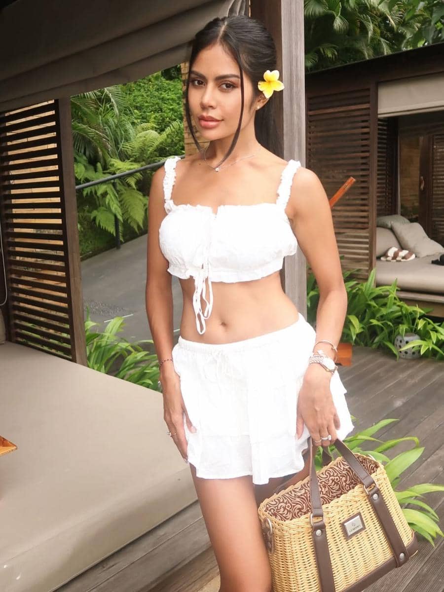 Potret Dela Deniya, Wakil Indonesia di Ajang Miss Grand All Stars 2026