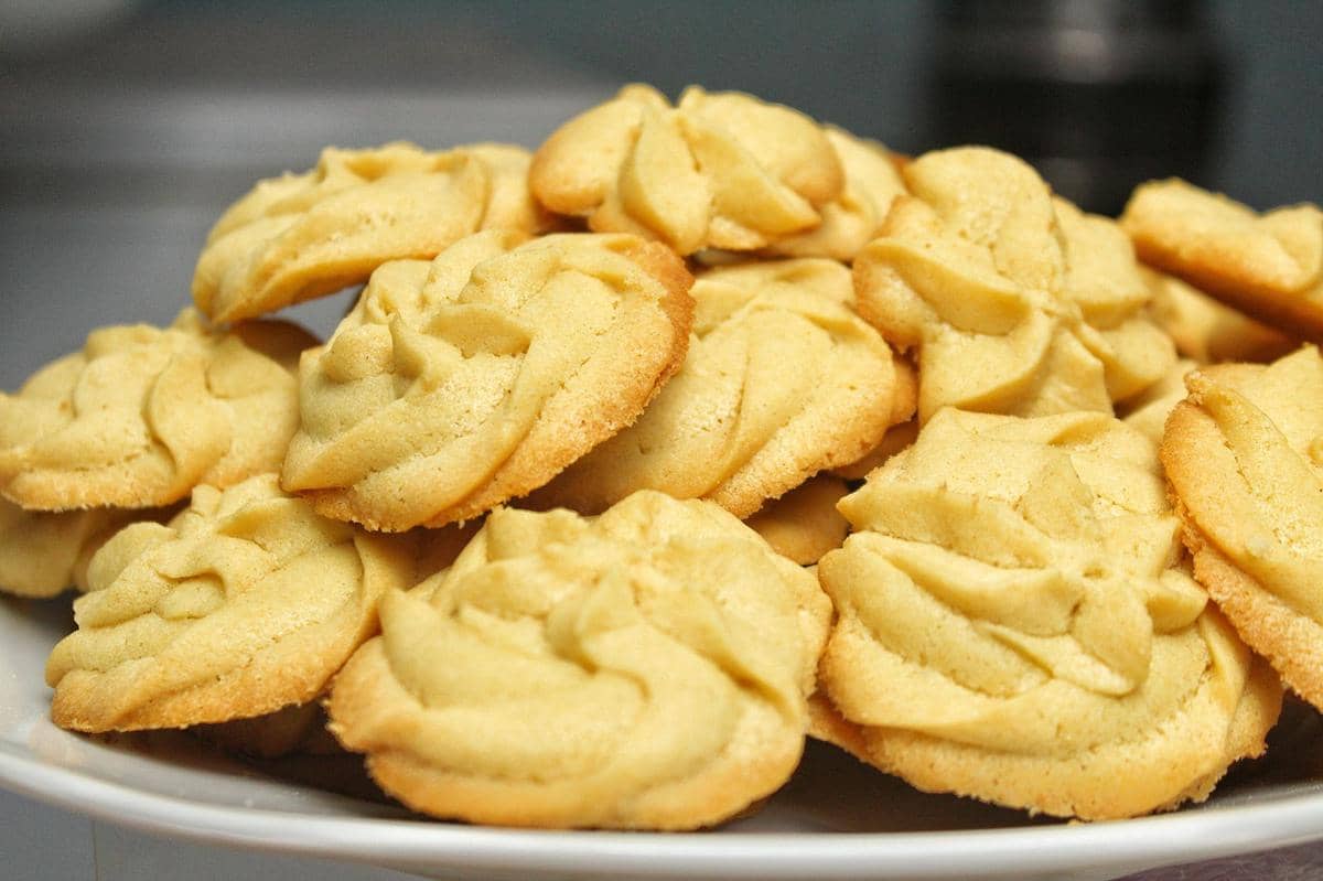 Resep Kue Semprit Susu Maizena untuk Stok Kue di Rumah