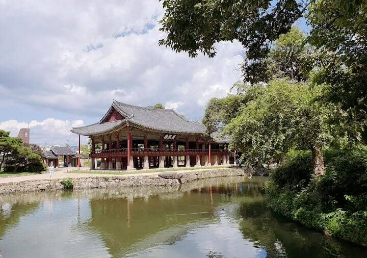 Gwanghallu Pavilion, Korea Selatan