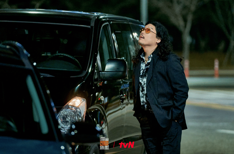 Lee Ban Suk di drama Mad Concrete Dreams