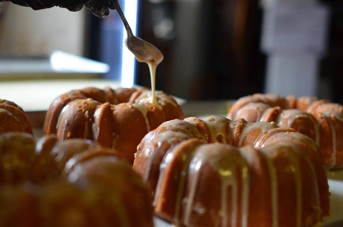 Resep Bolu Tape Keju Wangi Lembut, Camilan Keluarga Anti Gagal!