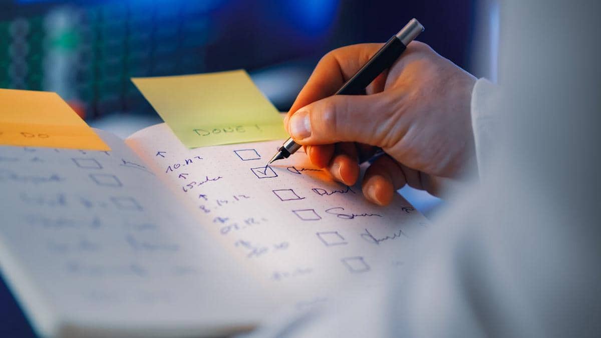 ilustrasi menyusun skala prioritas