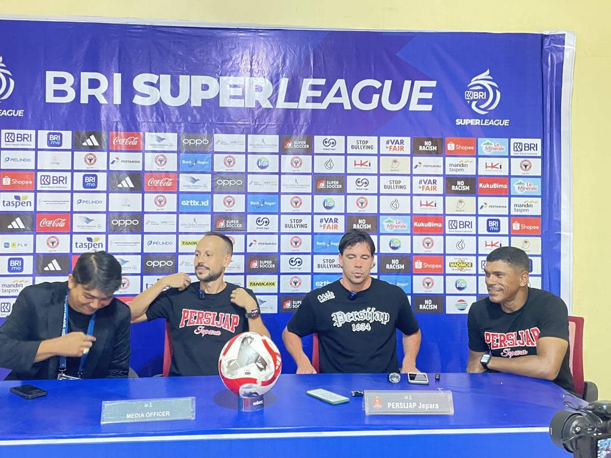 Konferensi pers Persijap Jepara jelang laga hadapi Semen Padang FC (Foto: IDN Times/Halbert Caniago)