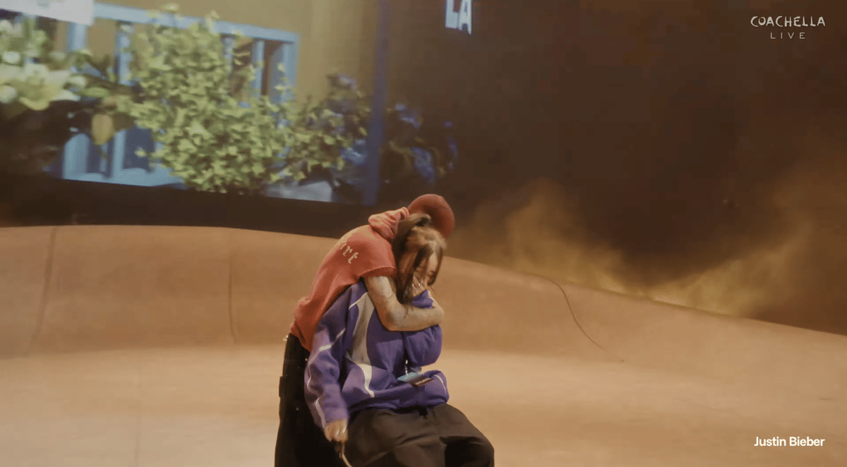 Billie Eilish jadi One Less Lonely Girl Justin Bieber