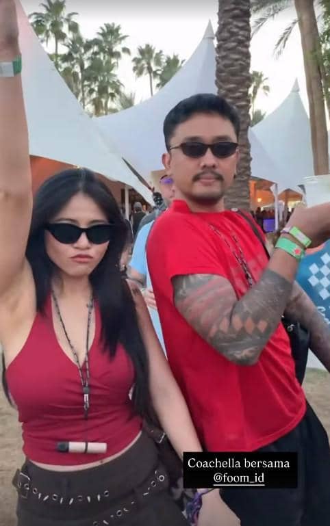 Uus dan istri nonton Coachella 17 April