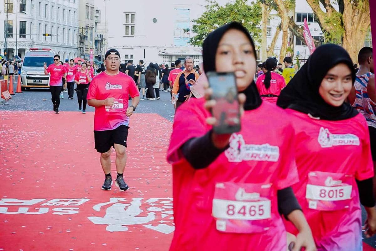 Smartfren Fun Run 2026 Medan Jadi Ruang Sehat dan Dorong UMKM Lokal