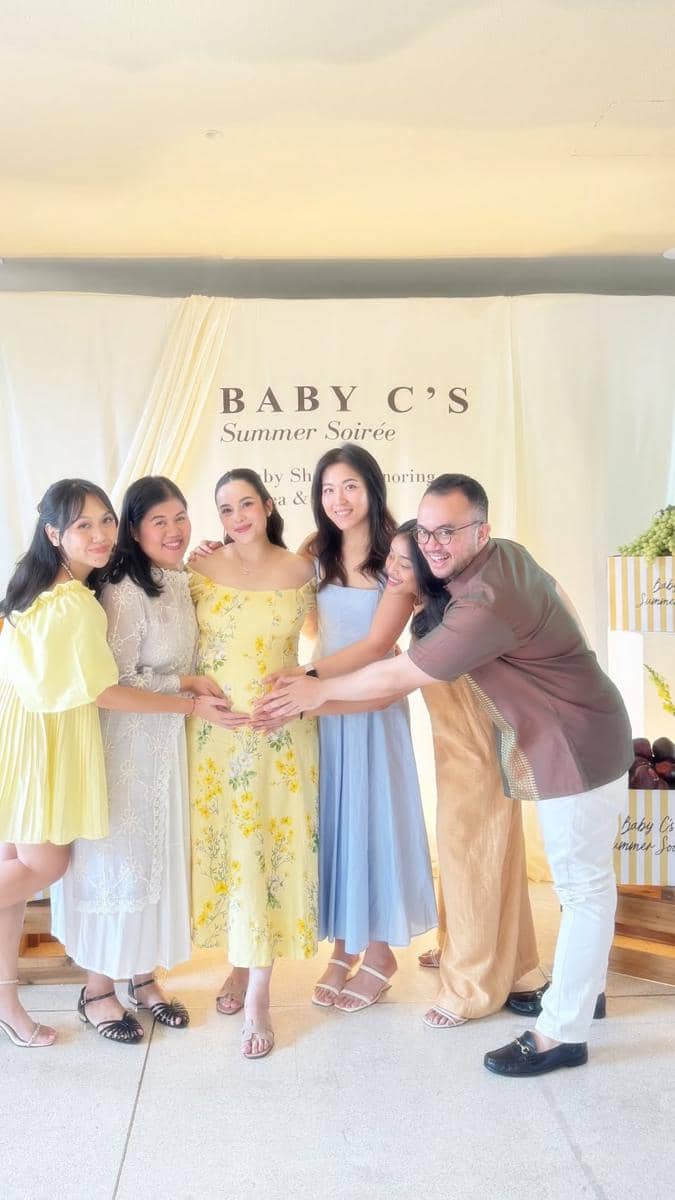 momen baby shower Chelsea Islan