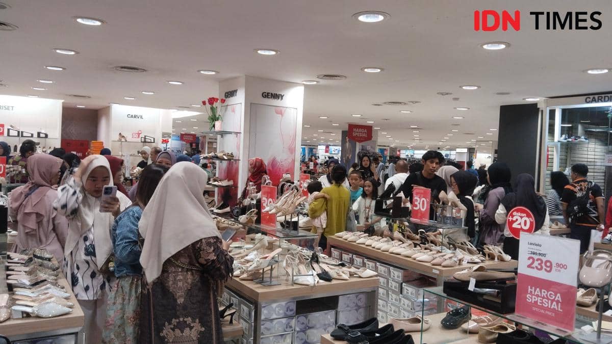 Situasi di Matahari Departement Store International Plaza Palembang (IDN Times/Feny Maulia Agustin)