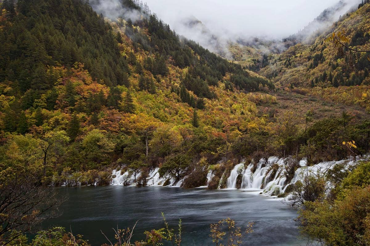 Lembah Jiuzhaigou