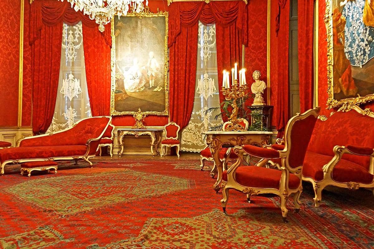 Bagian dalam Istana Schönbrunn