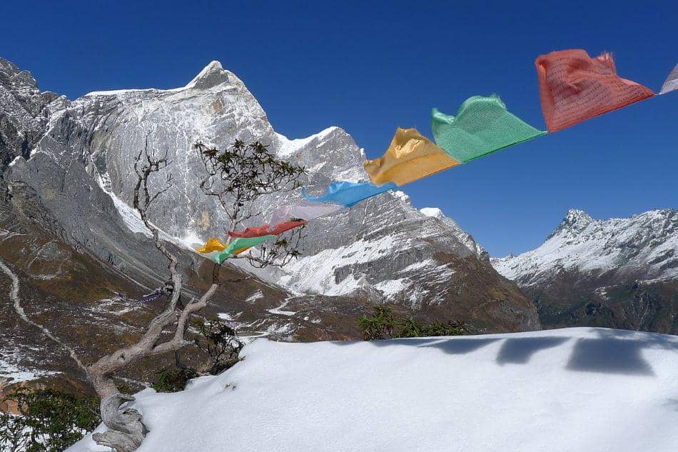 Kawasan wisata gunung suci Yading