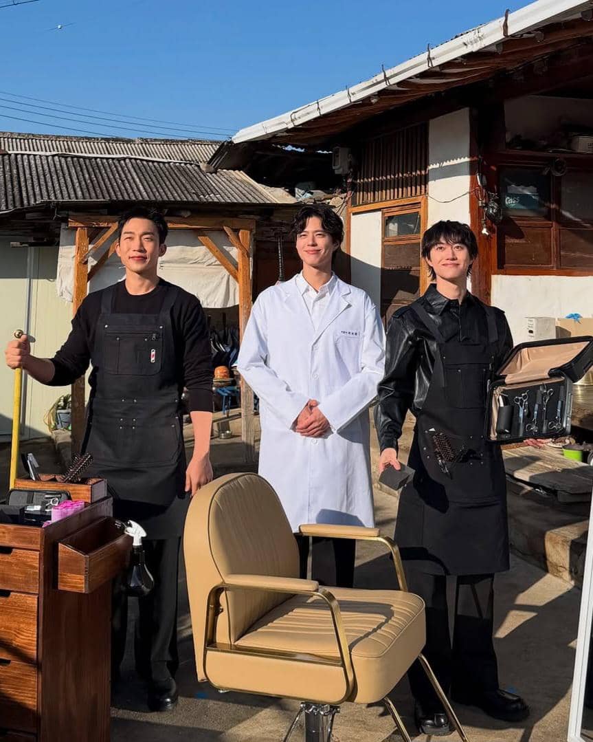 potret Kwak Dong Yeon, Park Bo Gum, dan Lee Sang Yi