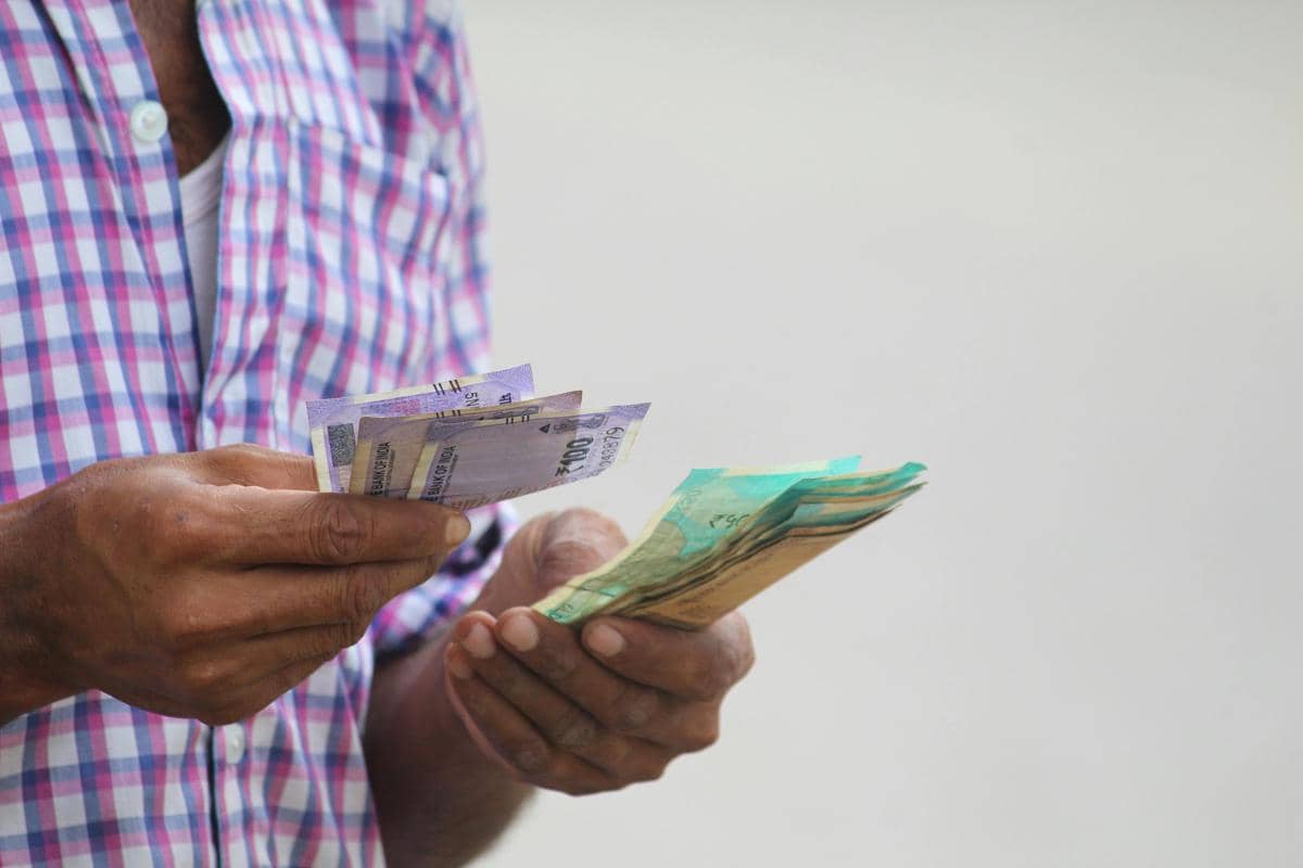 Apakah penghasilan menentukan desil