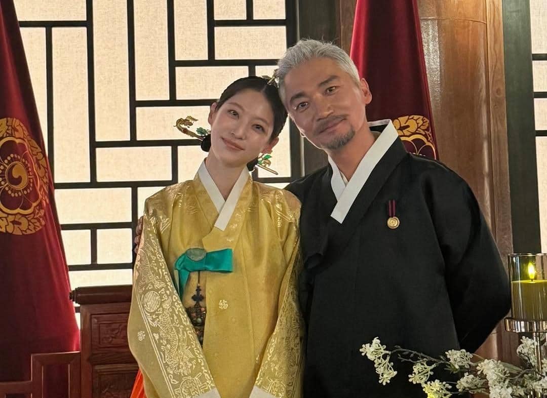 Gong Seung Yeon dan Jo Jae Yun di drama Perfect Crown