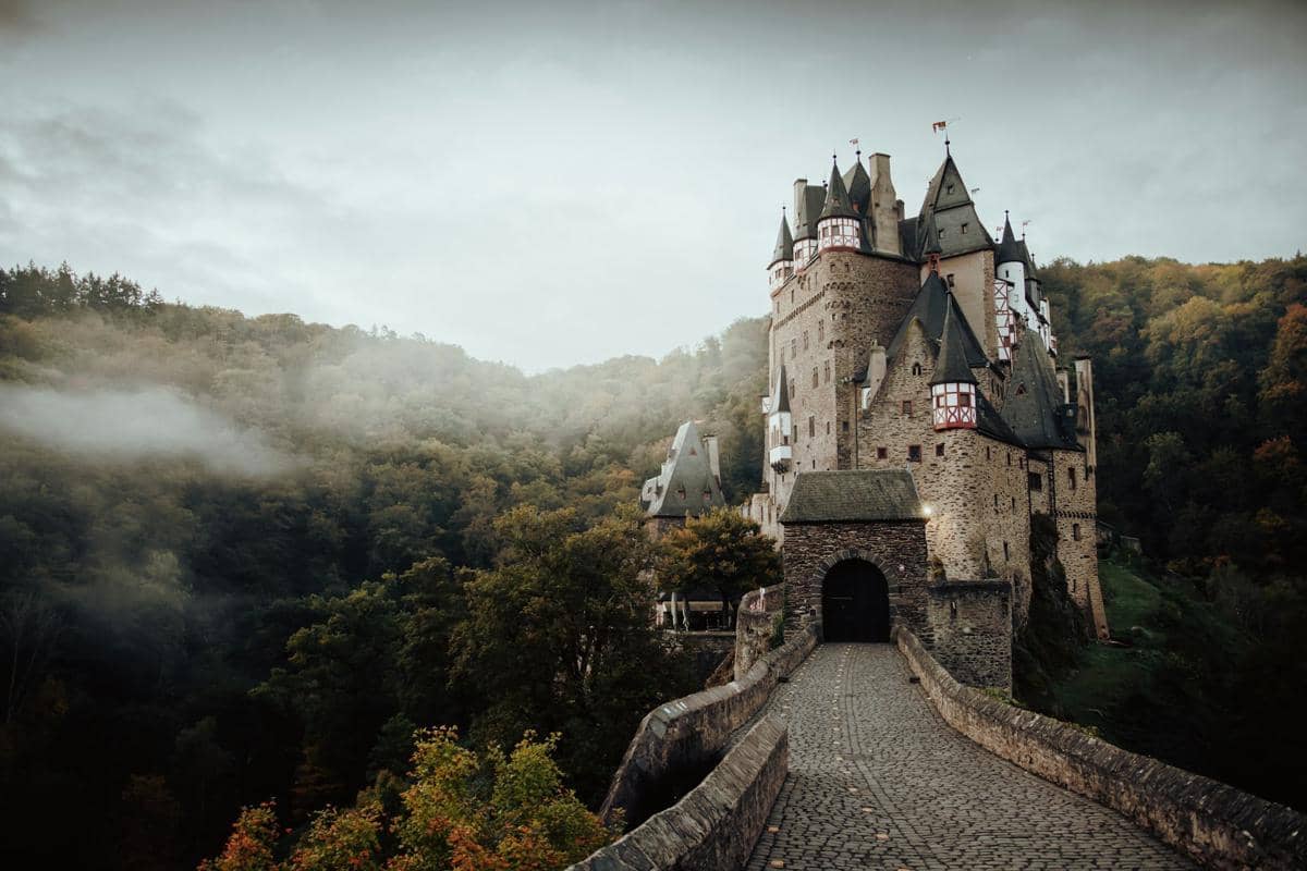 5 Fakta Kastil Eltz, Kastil Tersembunyi dengan Sejarah Panjang di Jerman