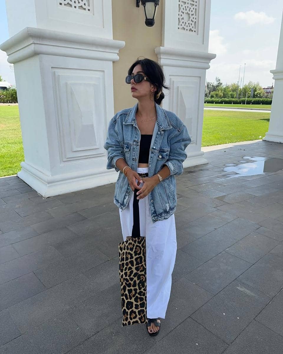 ilustrasi outfit Nadine Koca