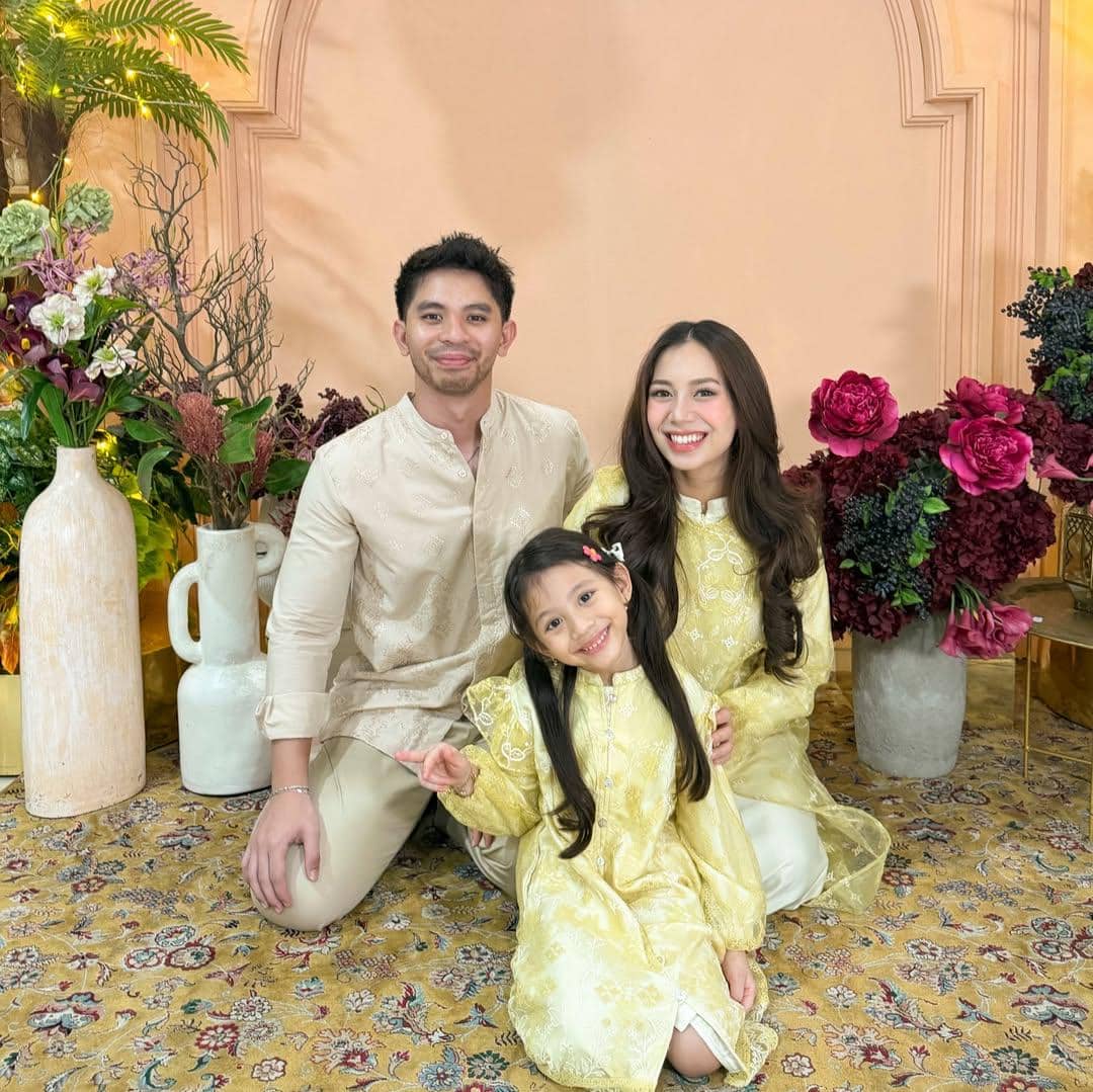 referensi ootd nuansa kuning ala Abel Cantika 