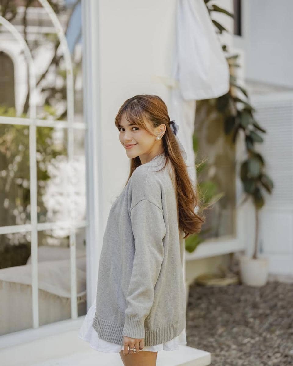 padu padan knitwear ala Audi Marissa 