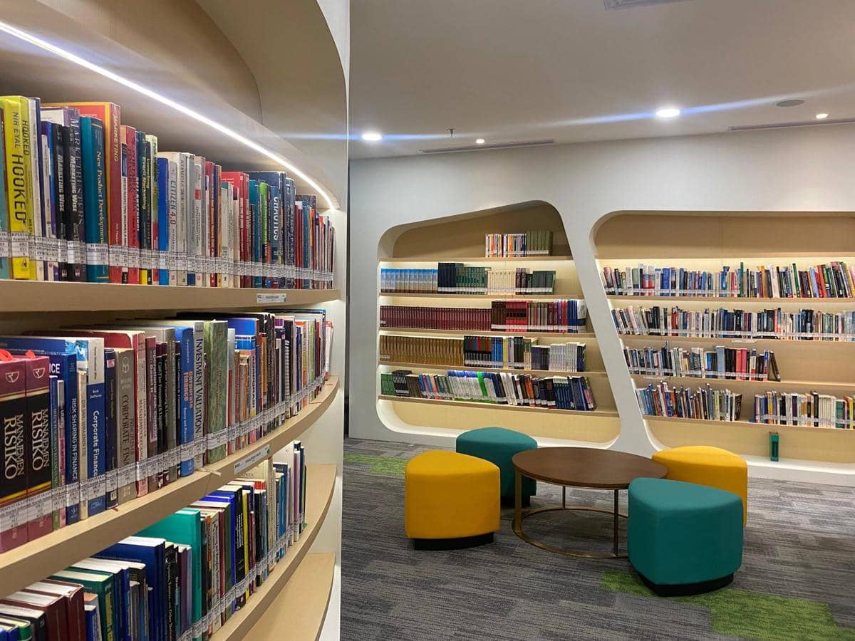 Perpustakaan GrowtH BSI, Jakarta