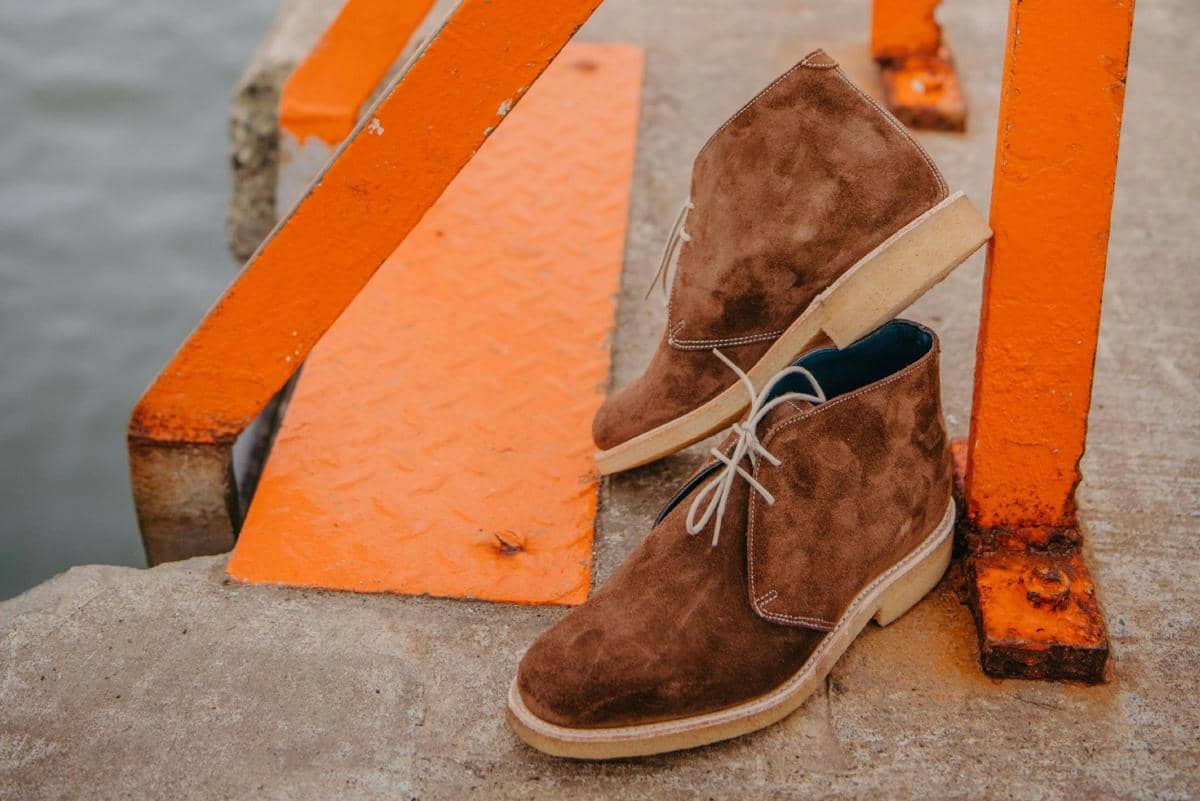 ilustrasi chelsea chukka boots 