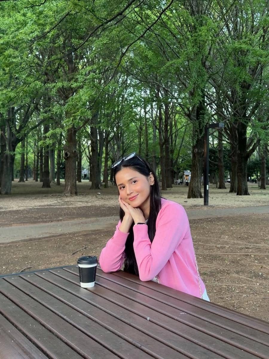 Yunita Siregar liburan musim semi di Jepang