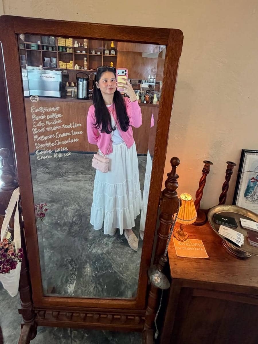 Yunita SIregar liburan musim semi di Jepang