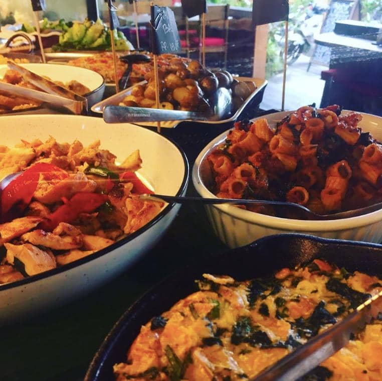 ilustrasi menu di Tiga Canggu