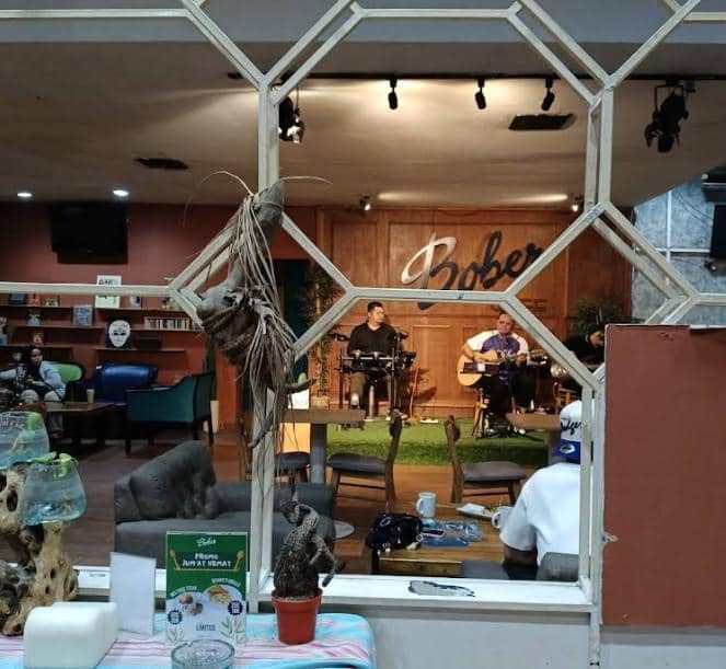 Bober Cafe (google.com/maps/Suci A)