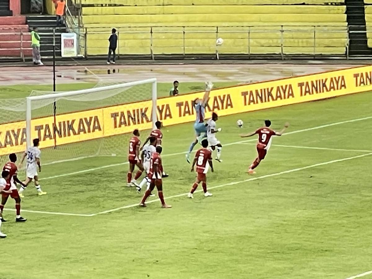 Laga Semen Padang FC vs Persijap Jepara (Foto: IDN Times/Halbert Caniago)