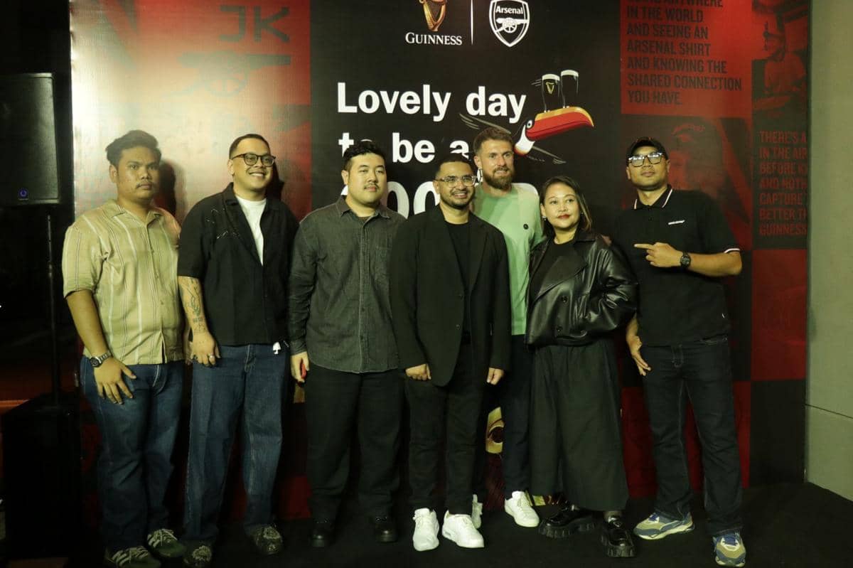 Eks pemain Arsenal, Aaron Ramsey saat sesi wawancara di Senayan.