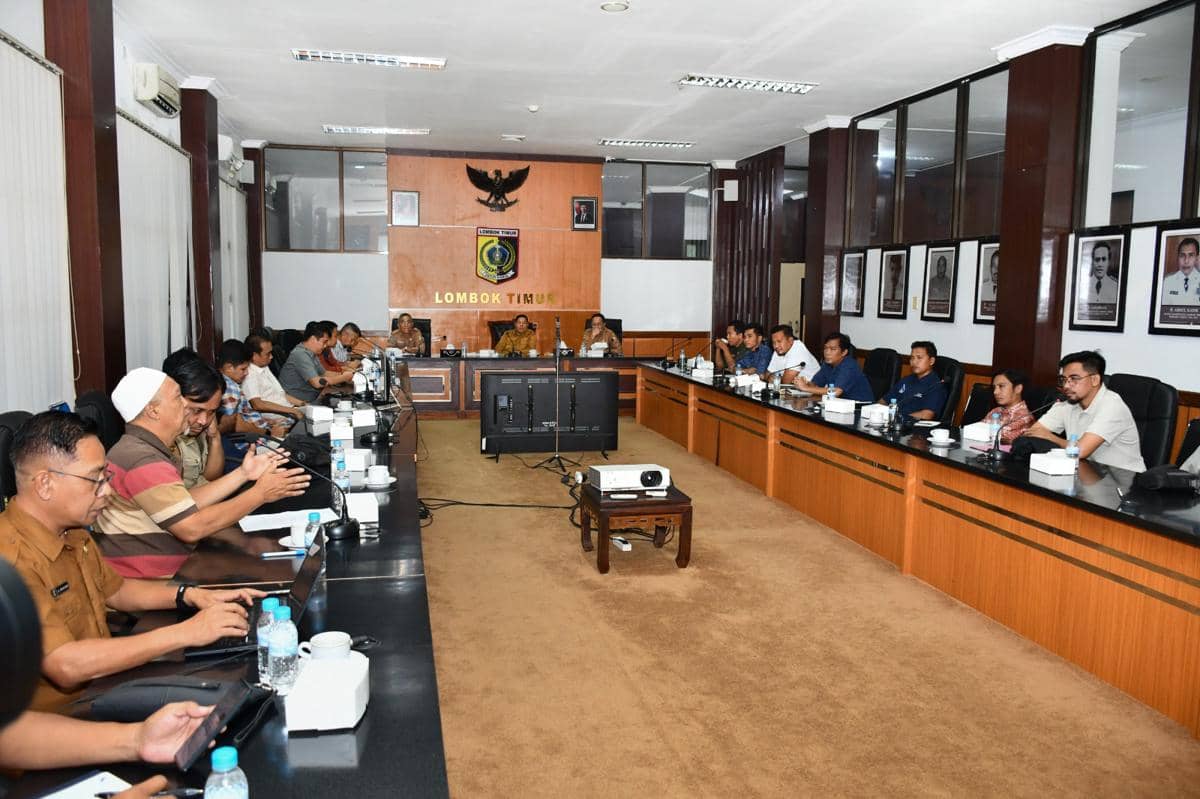 Peternak Rugi, Bupati Lombok Timur Ultimatum Perusahaan Mitra