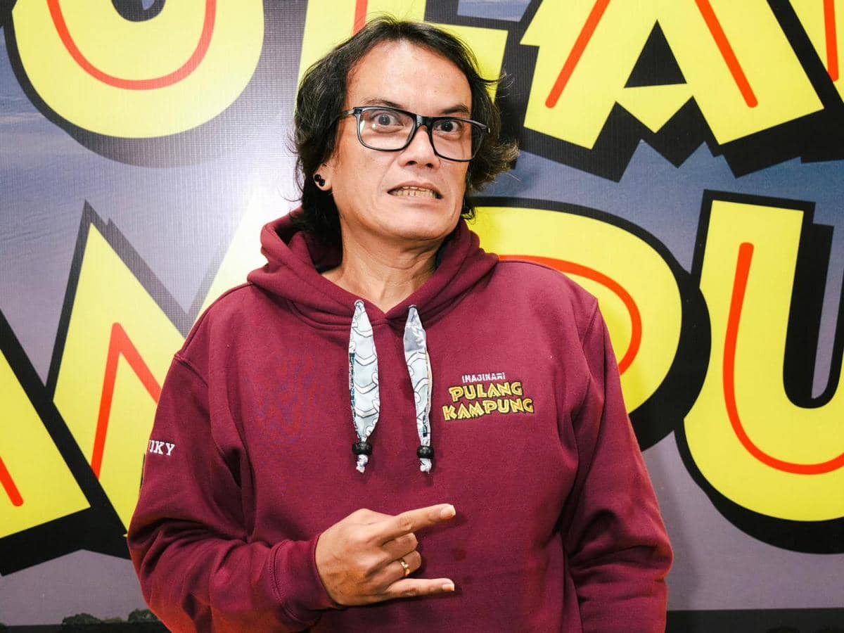 Viky Sianipar - Penata musik 