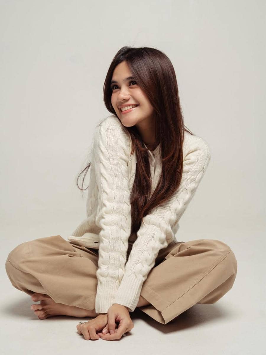 padu padan knitwear ala Audi Marissa 